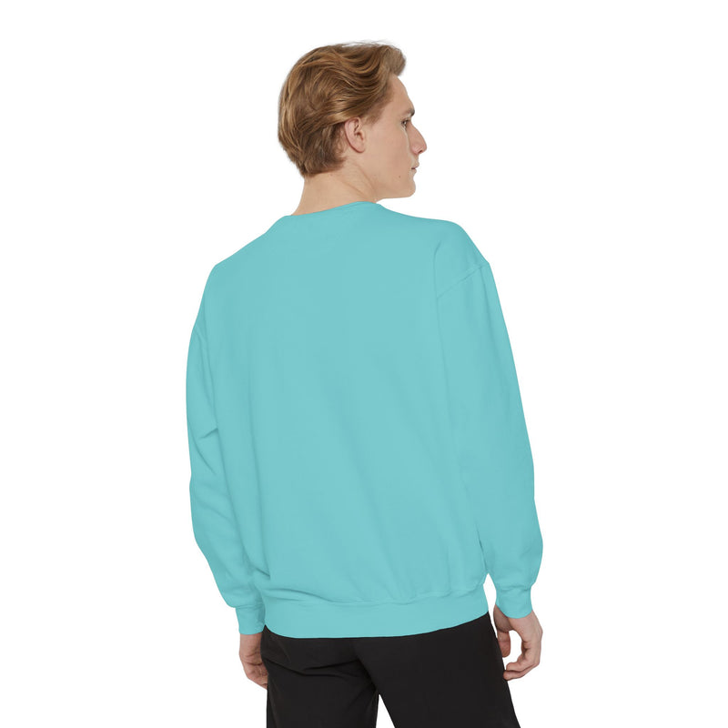 Minimalist Unisex Garment-Dyed Sweatshirt - Cozy Style for Every Occasion