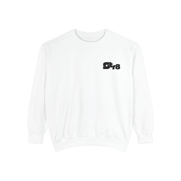 Minimalist Unisex Garment-Dyed Sweatshirt - Cozy Style for Every Occasion