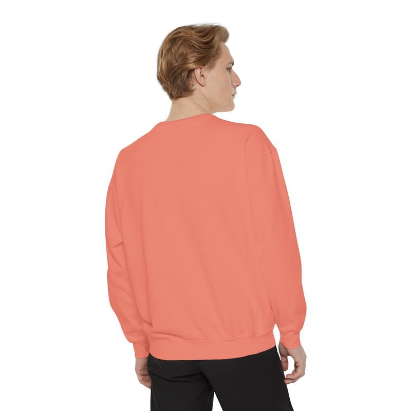 Minimalist Unisex Garment-Dyed Sweatshirt - Cozy Style for Every Occasion