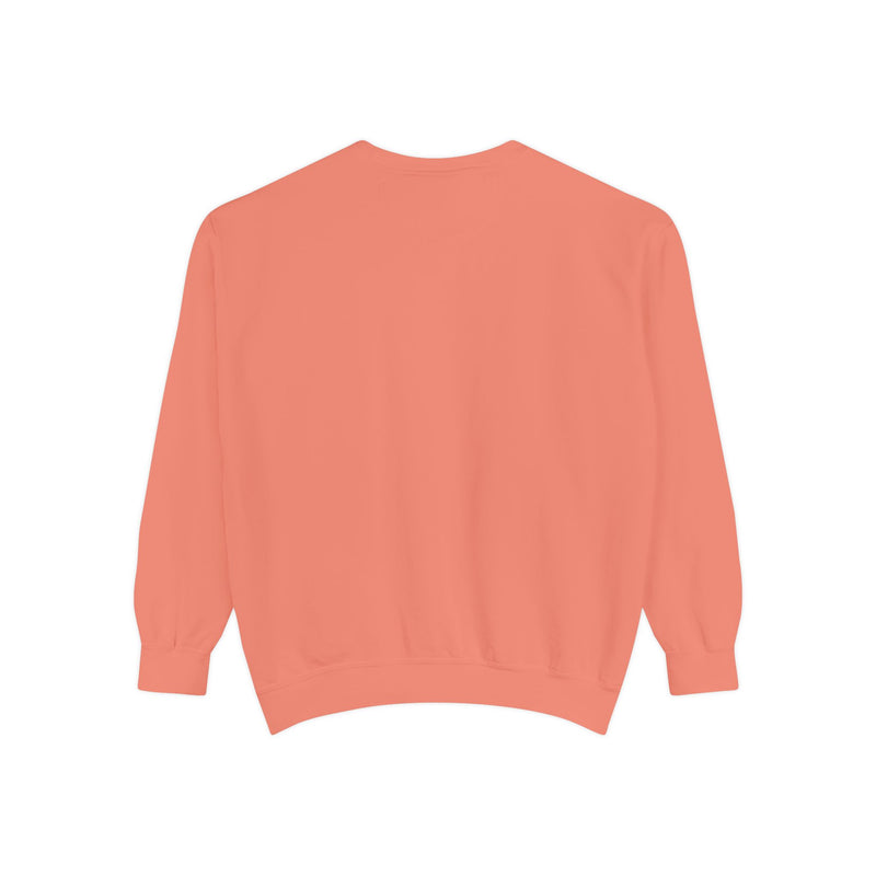 Minimalist Unisex Garment-Dyed Sweatshirt - Cozy Style for Every Occasion